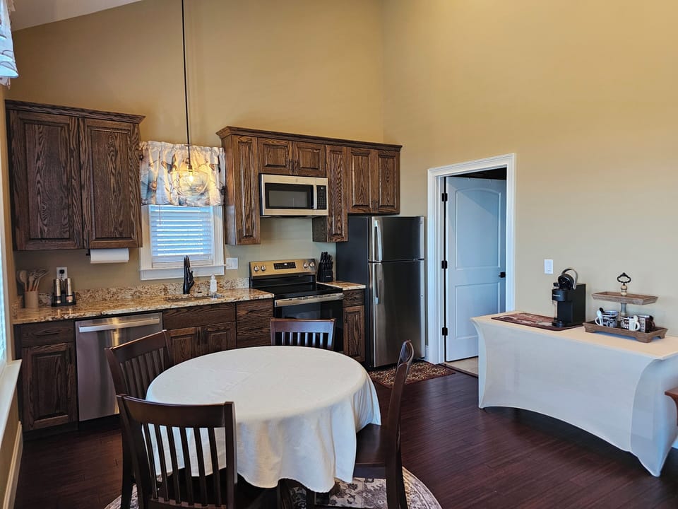 Galley kitchen w/ Keurig coffee station