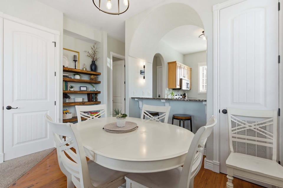 Make mealtime memories together in the airy dining area​