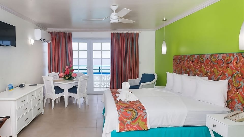 Unit with King size bed