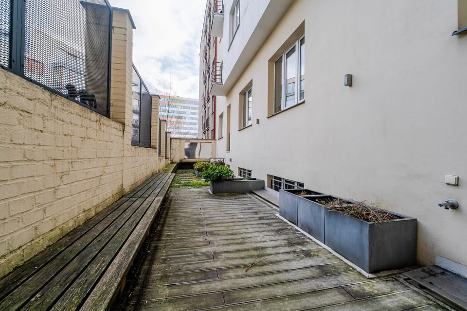 Building's Courtyard