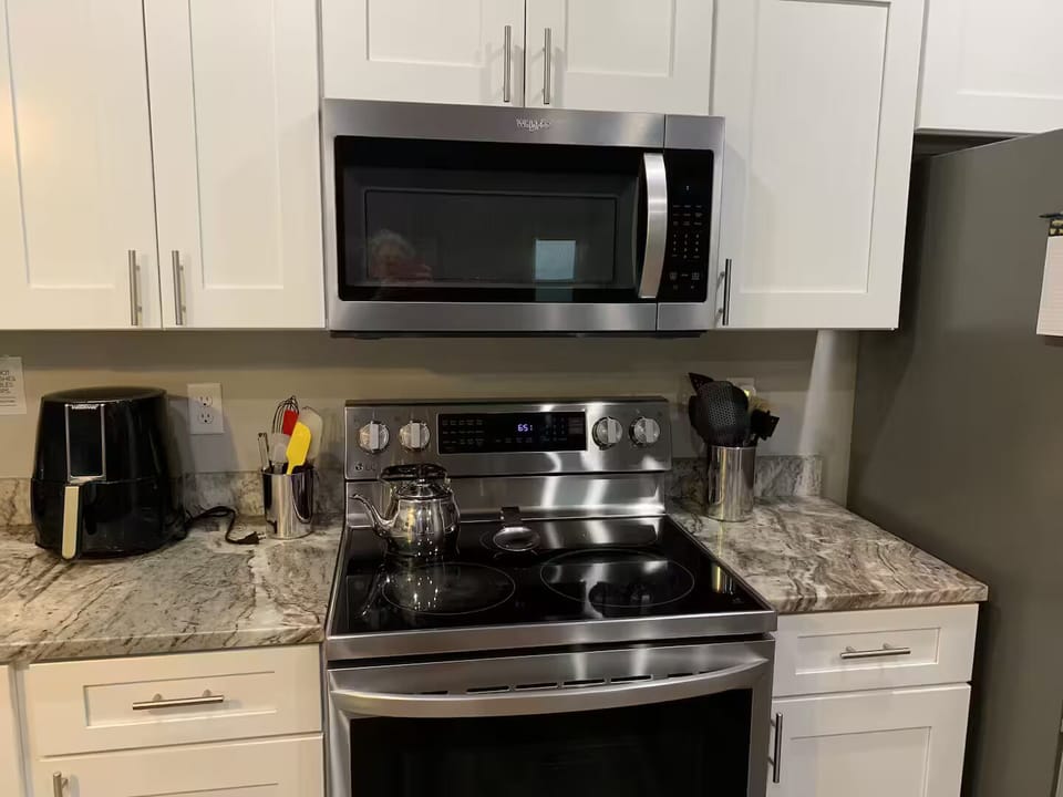 Spacious-Newer 2 story home-Near-Lake Hartwell-Anderson-Clemson University House in Lake Hartwell