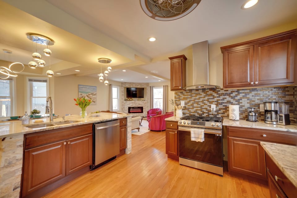 Kitchen | 1st Floor
