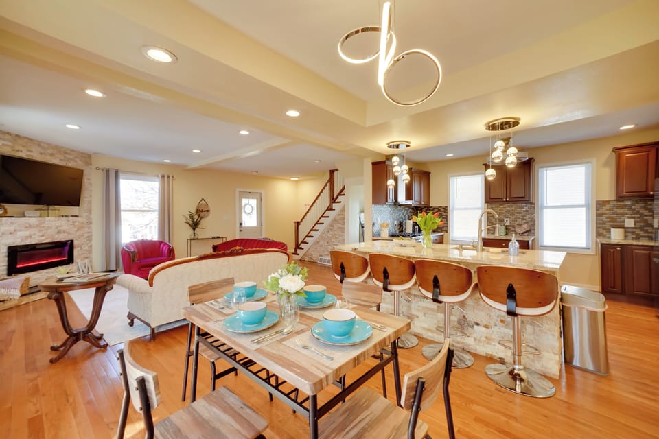 Milwaukee Vacation Rental | 3BR | 2BA | 1,459 Sq Ft