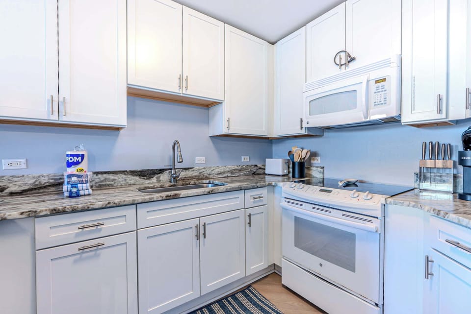 Fully equipped kitchen ready for your stay!