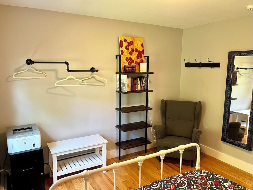 main floor guest room details