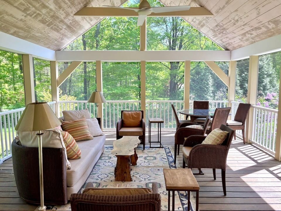 You will live here all summer!