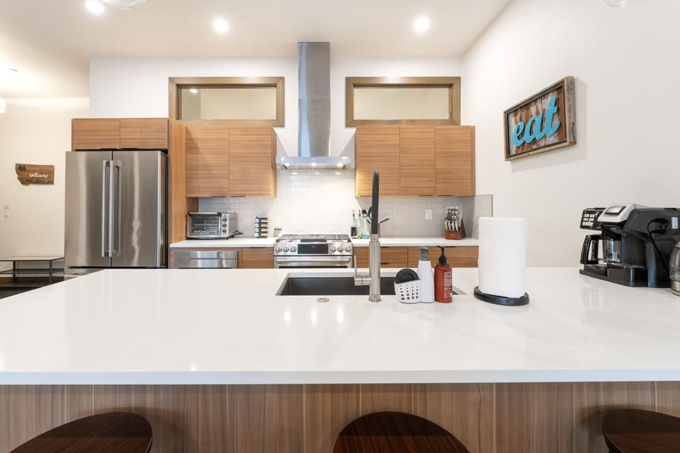 Full Kitchen set-up | Interior