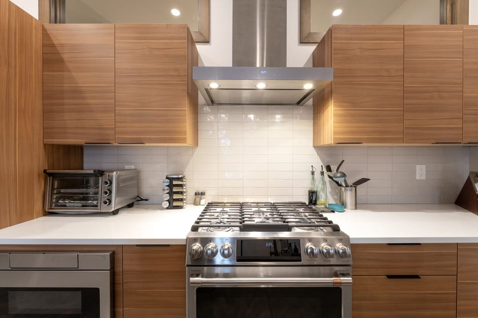 New appliances throughout the home. | Interior