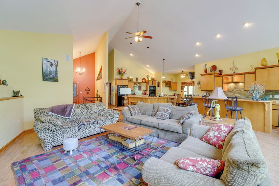 Living Room | Smart TV | Fireplace | 1st Floor