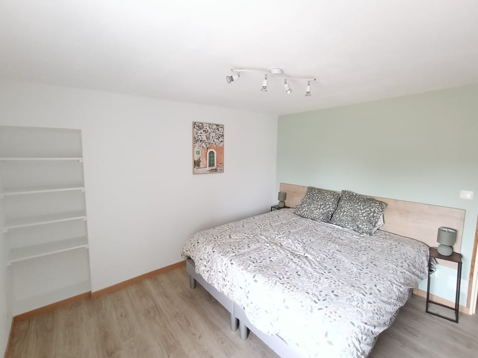 2 km from Futuroscope House in Centre-Val de Loire