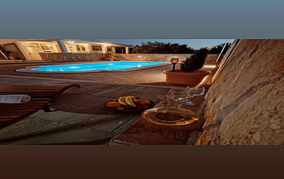 Holiday Home Swimming Pool