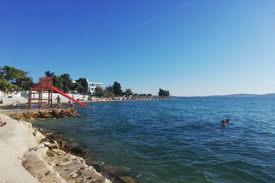 Surroundings [summer] (1-5 km)
