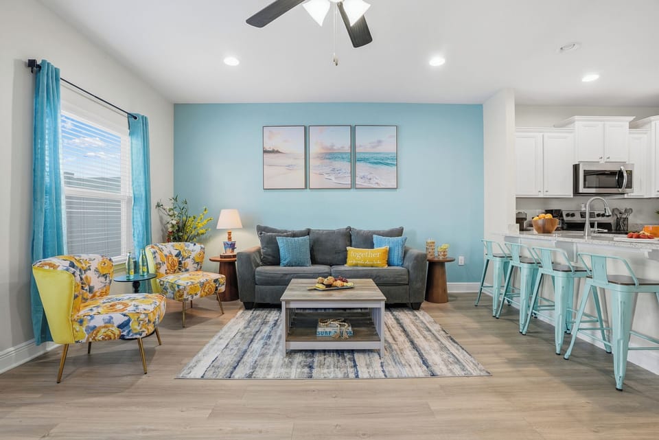 Spacious living area for family + friends!