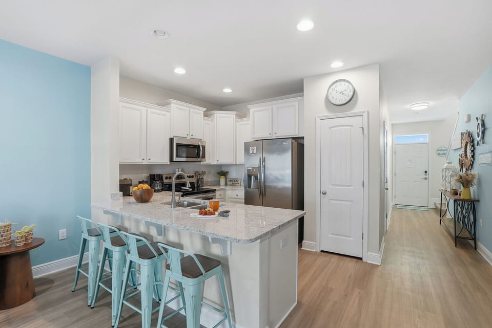 Full kitchen for family dinners.
