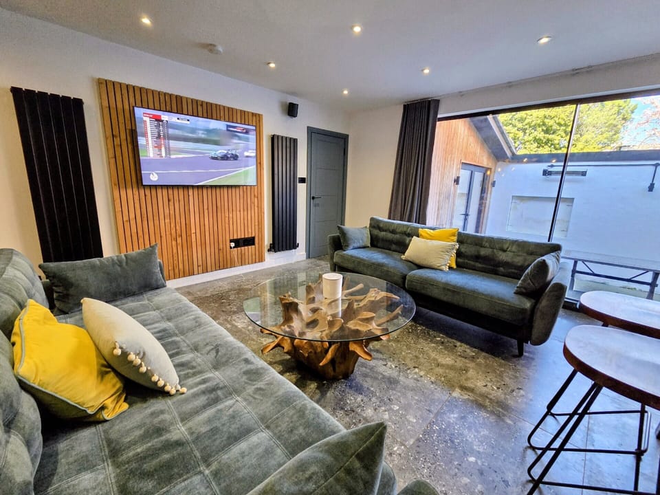 Lounge with sofabed 