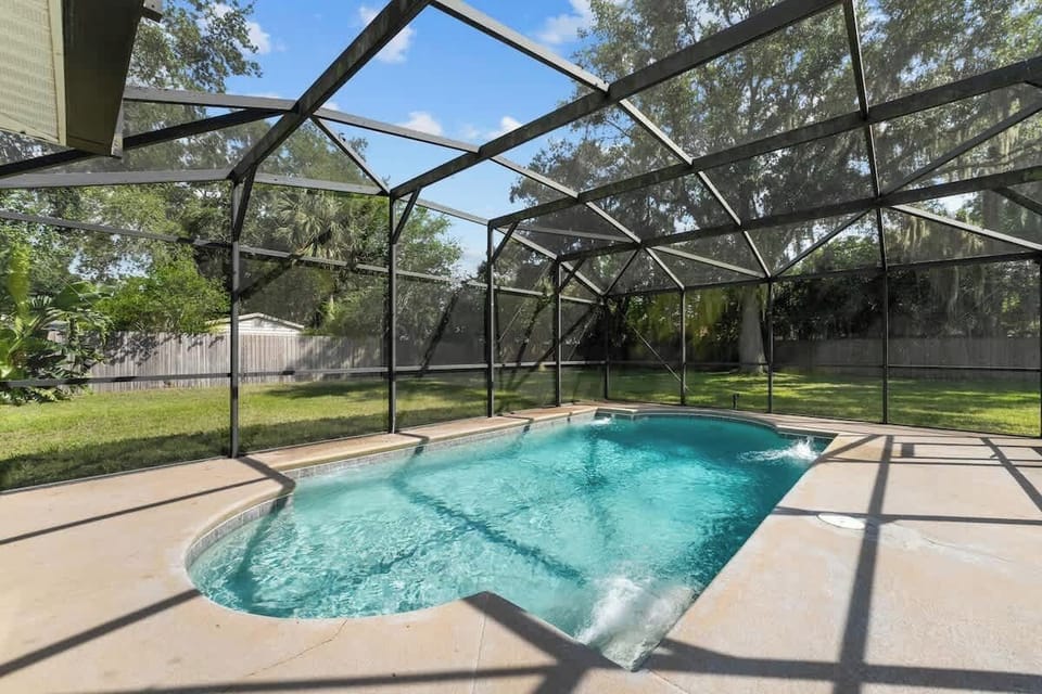 LAKE TOHO | PARKs | POOL | FiSHING | SLEEPs 8 House in Kissimmee