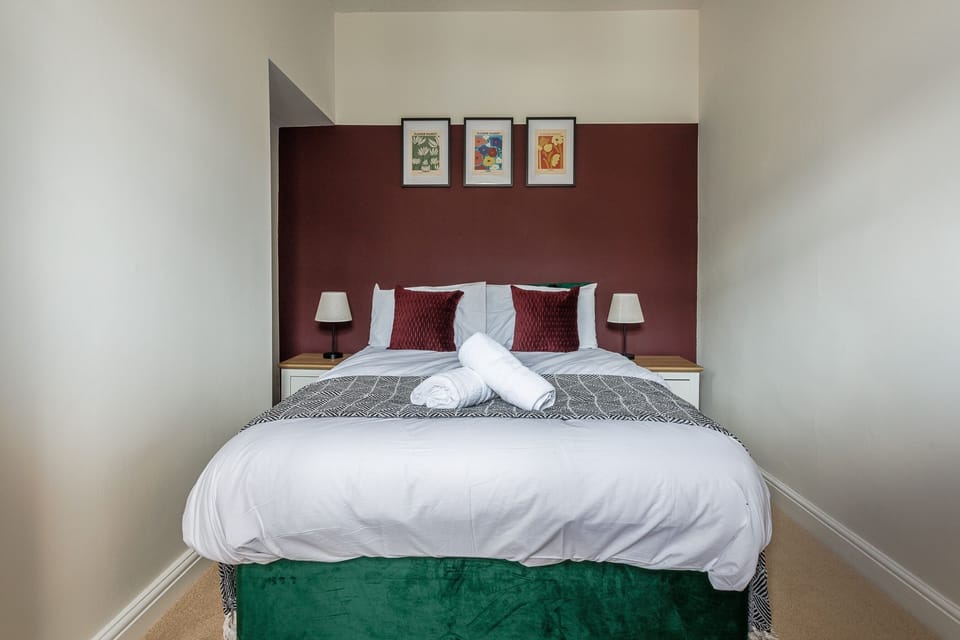 Stylish & comfy 3 bed house House in England