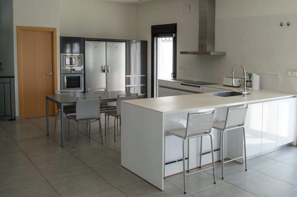 Casa Ester: Rural Retreat with Private Pool, Garden & BBQ near Toledo's Historic Center House in Community of Madrid
