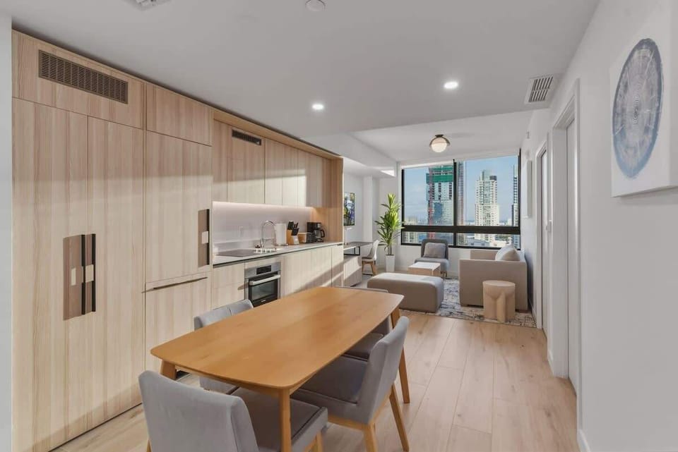 Miami Skyline 1BR, Sleeps 4 with Elite Amenities! Apartment in Miami