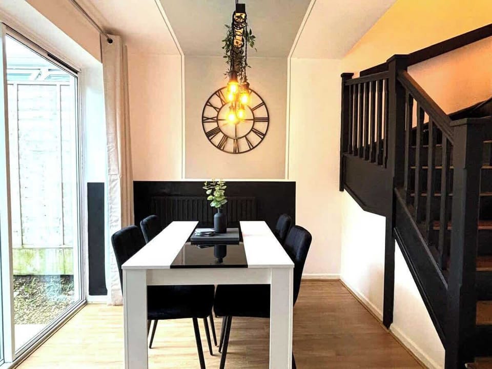 Enjoy every meal in this bright and beautifully designed dining space.