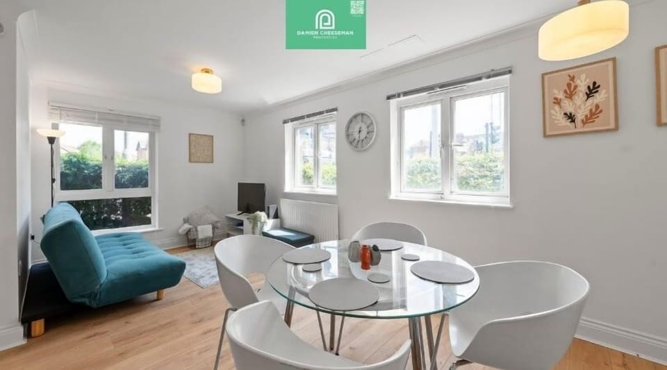 Kingston Centre Location | 2-Bed Apartment Apartment in Kingston upon Thames