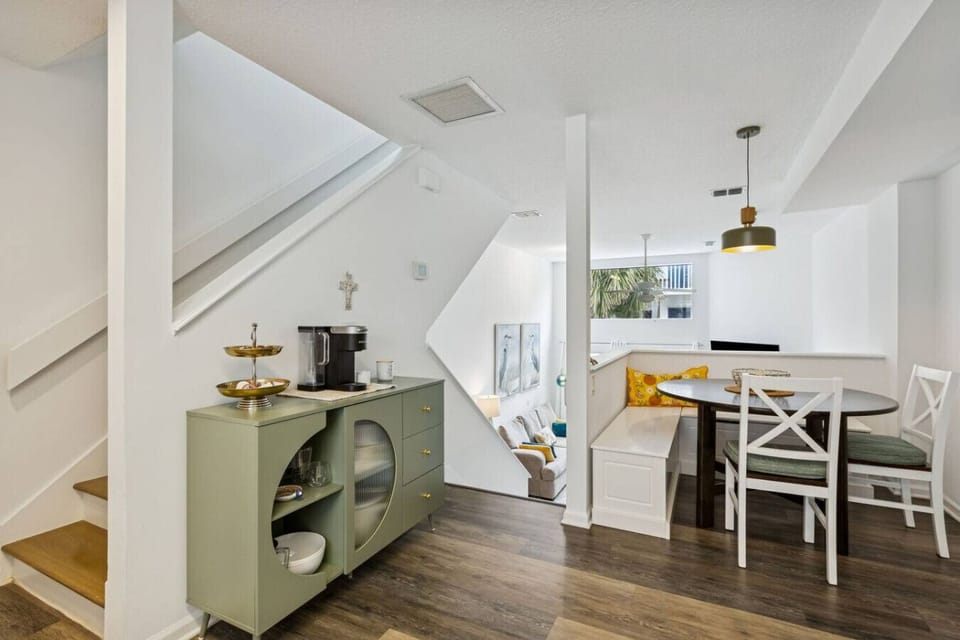 The dining area and coffee nook with complimentary coffee and fixins.