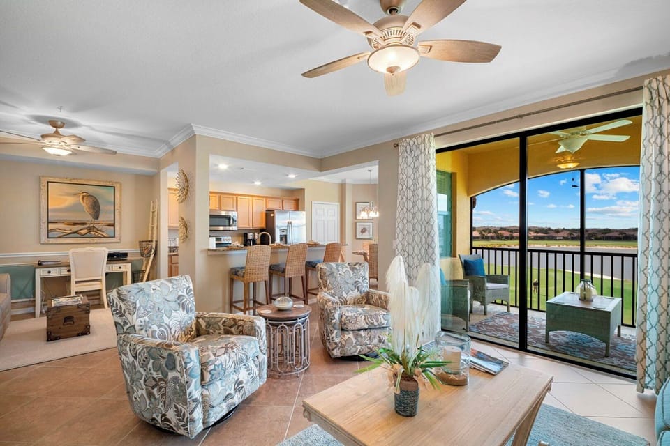 Beautiful Decor Throughout