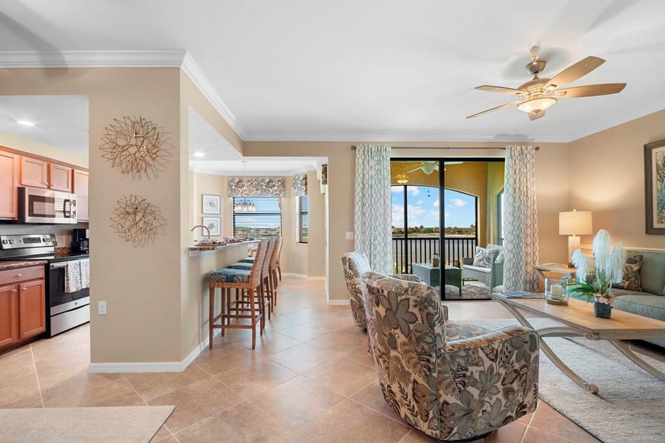 Kitchen & Living Room