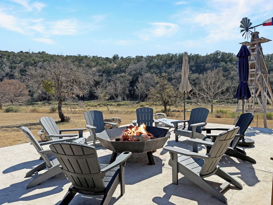 Incredible retreat on the Guadalupe River House in Rio Grande