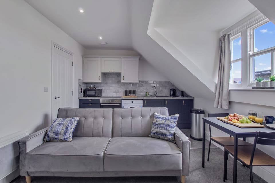 The Cosy Quayside Apartment | Central Apartment in Gloucester