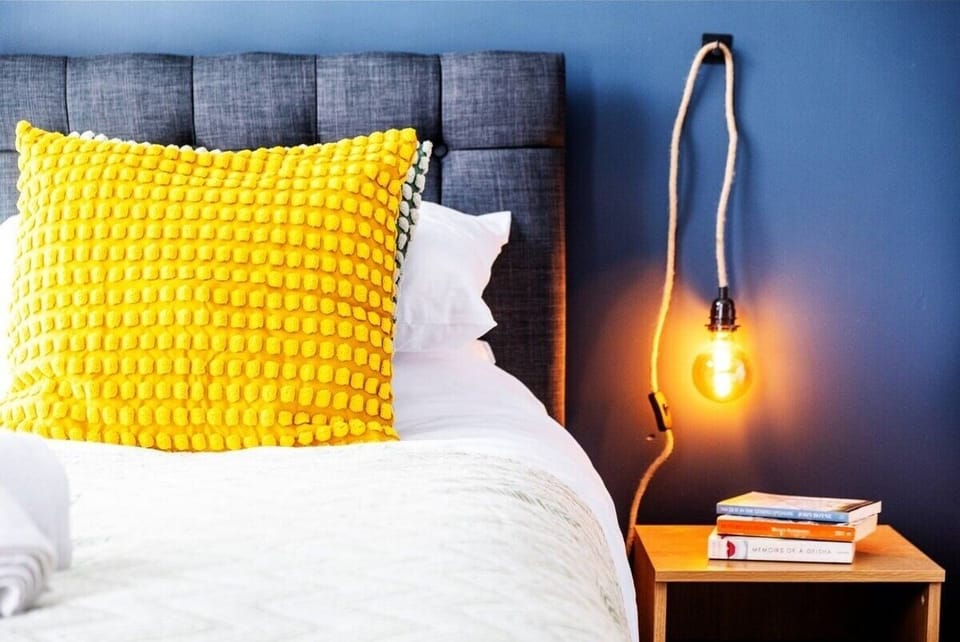 4 Bedroom Stylish House in Central Redditch House in Wychavon District