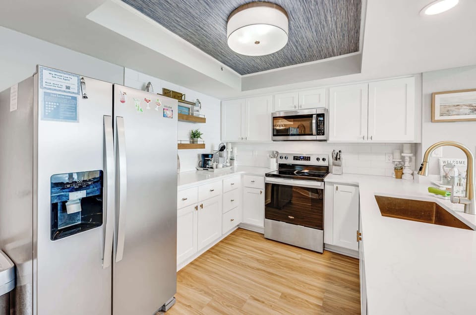 Fully Equipped Kitchen for Your Stay
