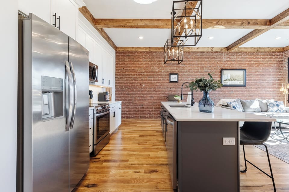 This spacious, fully equipped kitchen is a chef's dream!