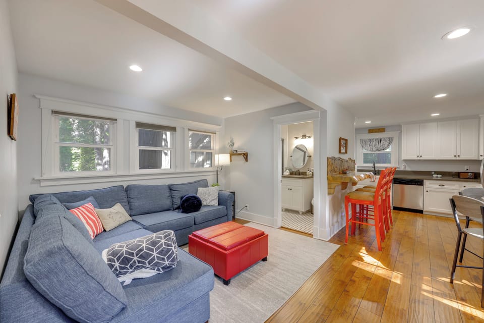 Living Room | Main Level