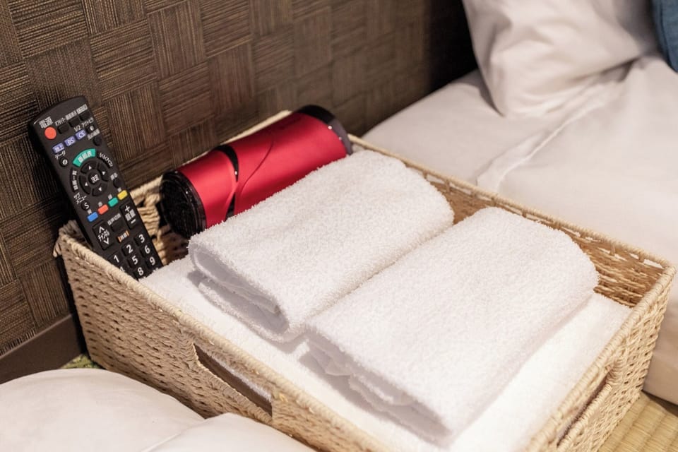 Bathroom amenities