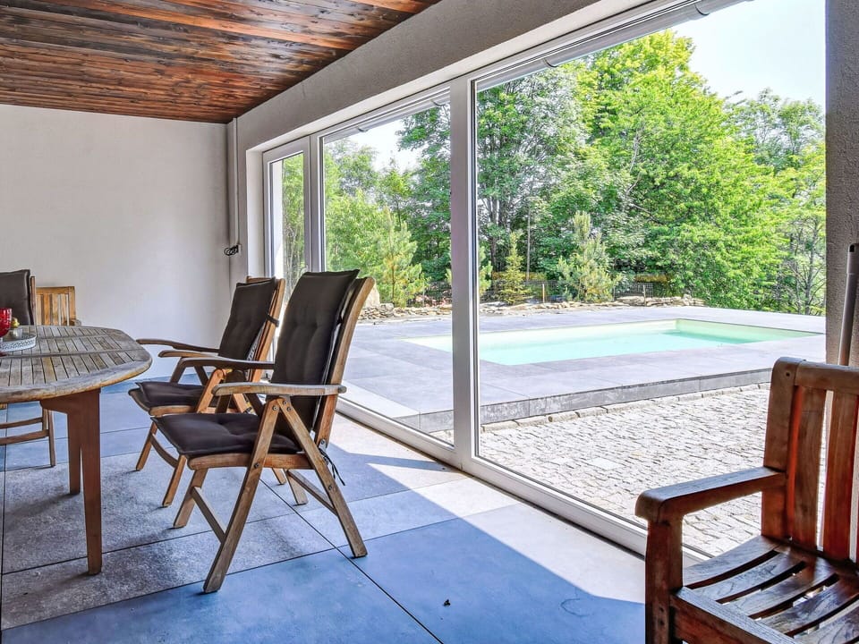 Wood, Floor, Flooring, Wood Flooring, Hardwood, Ceiling, Wood Stain, Shade, Glass, Chair