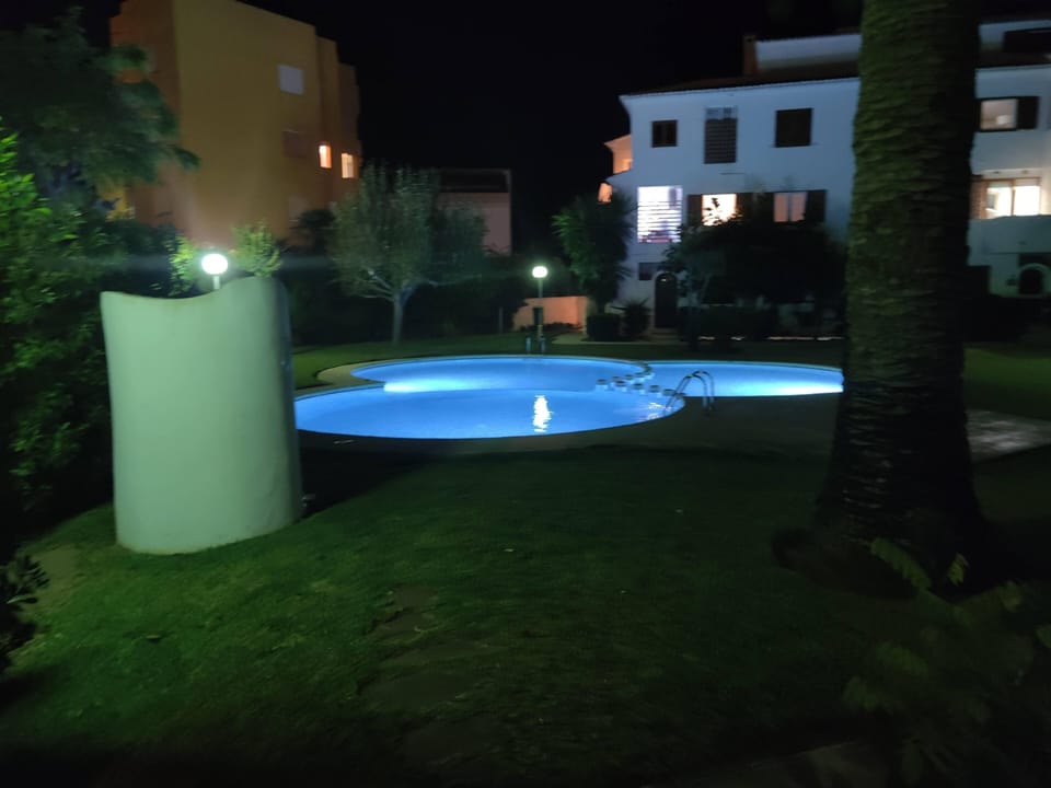 Spacious 3-Bedroom Apartment Just Steps from the Beach with private garden Apartment in Xàbia