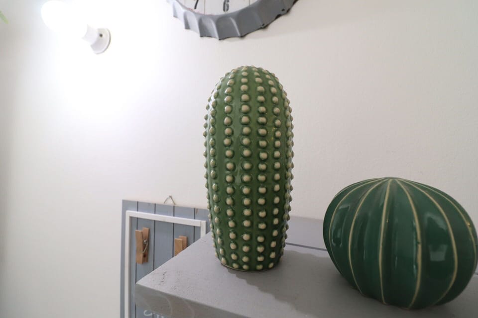 Room Detail