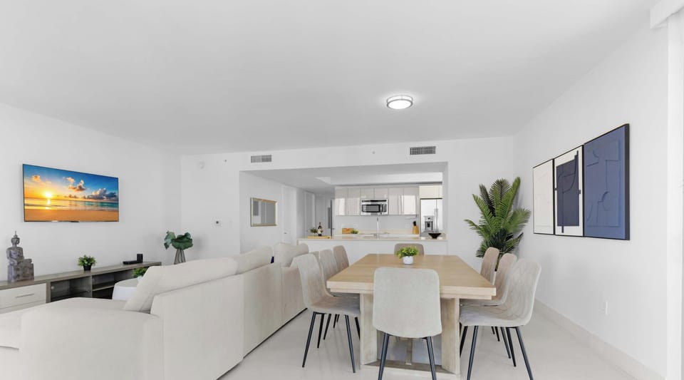 Living room space - Dining 