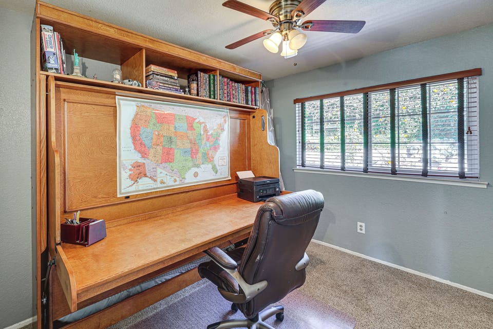 Bedroom 2 | Queen Murphy Bed