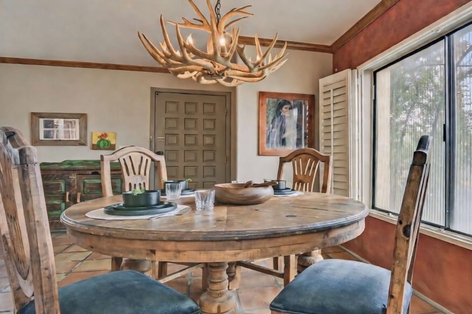 Dining Area | Dishware & Flatware