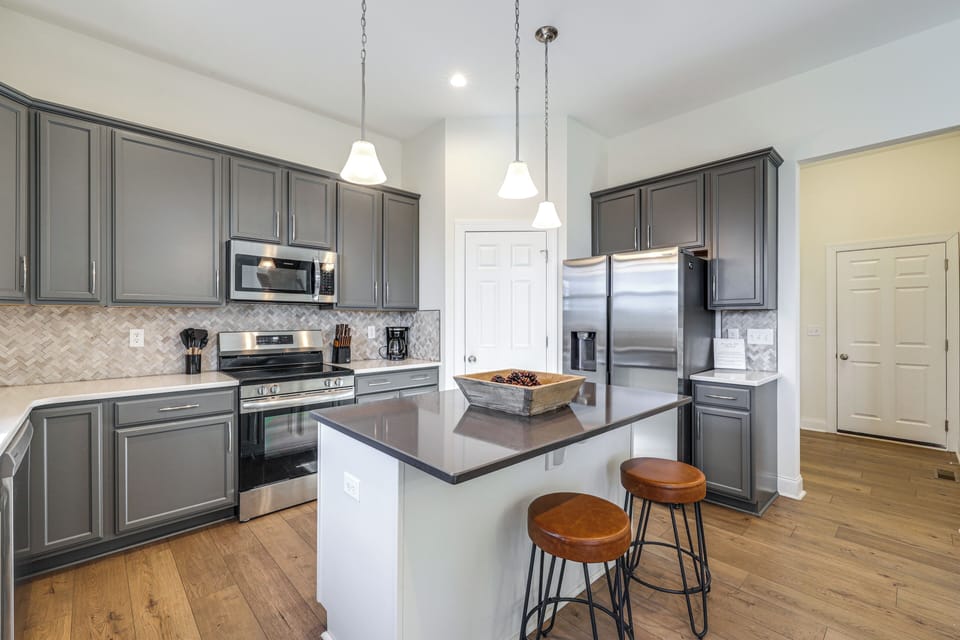 Kitchen | Main Floor