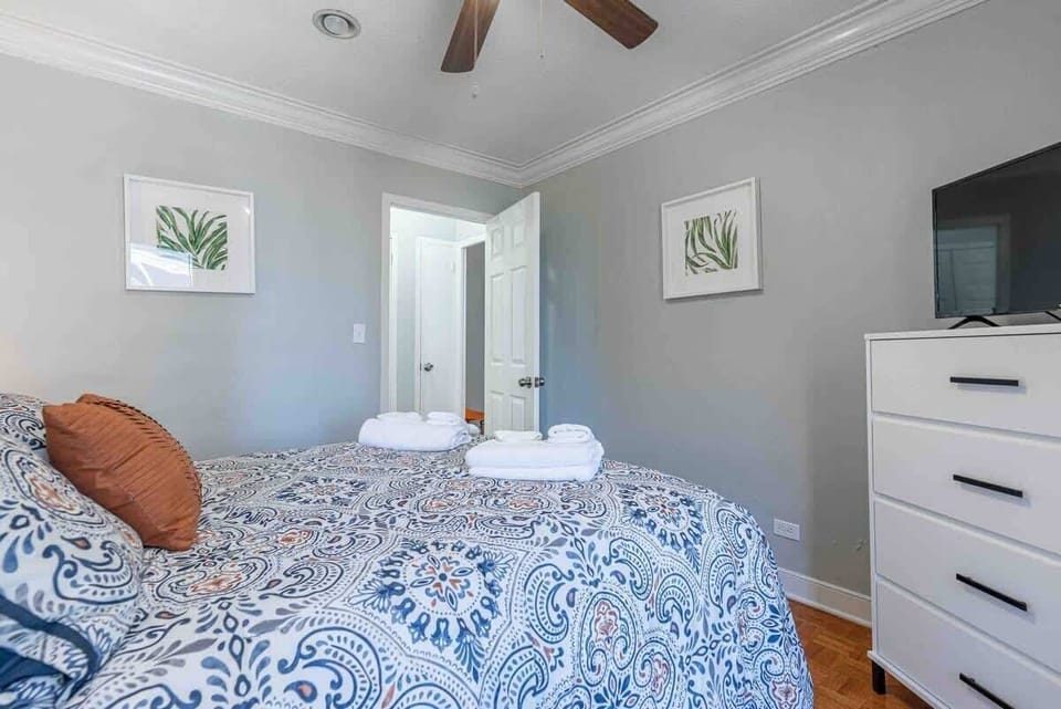 Bedroom with a Smart TV