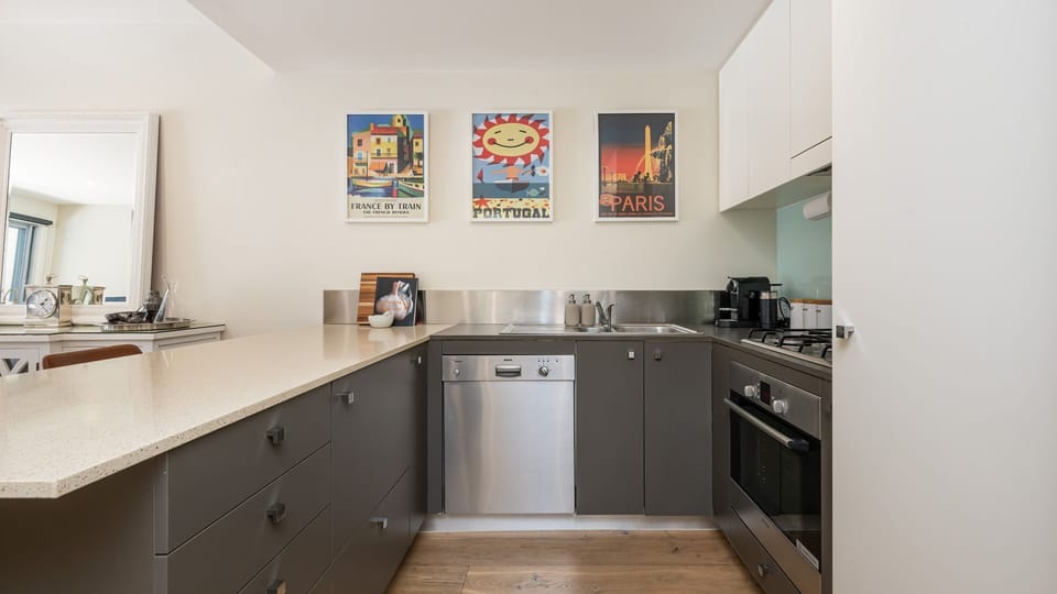Fully equipped kitchen