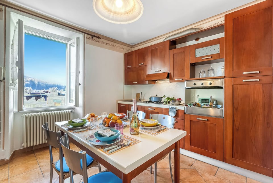 Kitchen and dining area