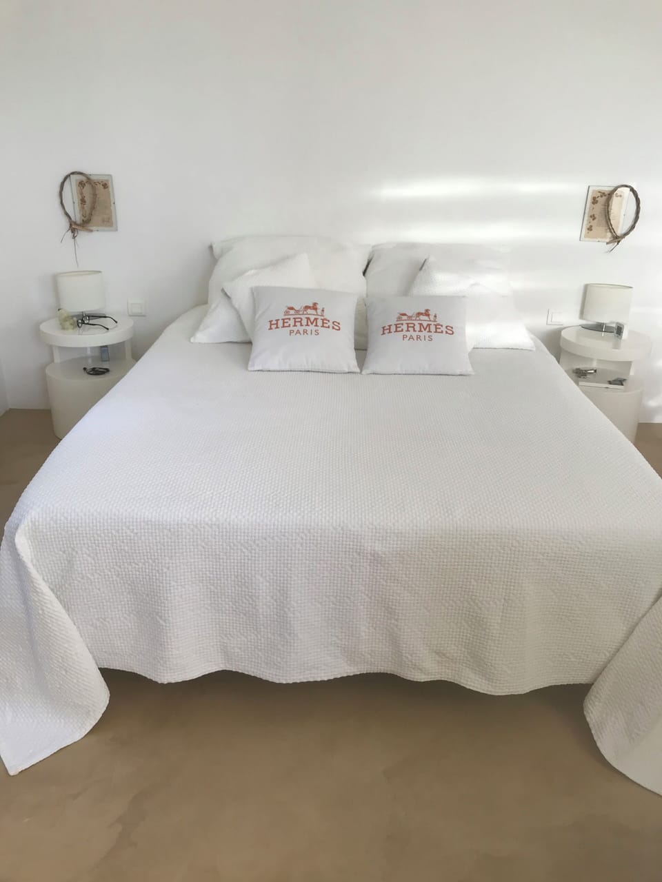 Contemporary villa 10 minutes from the beach House in Cogolin