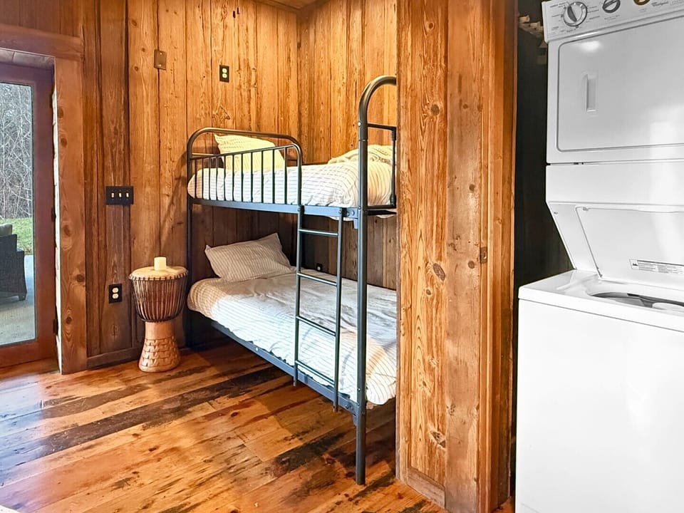 Bear Cove lower level twin bunks