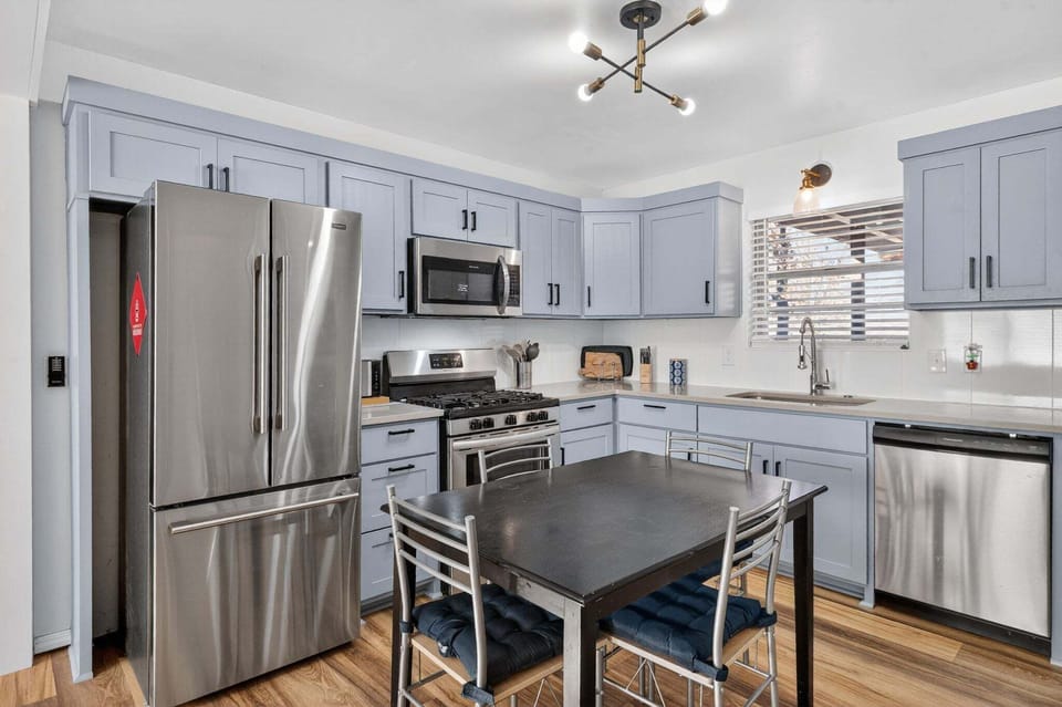 Indoors, Kitchen, Appliance, Refrigerator, Kitchen Island