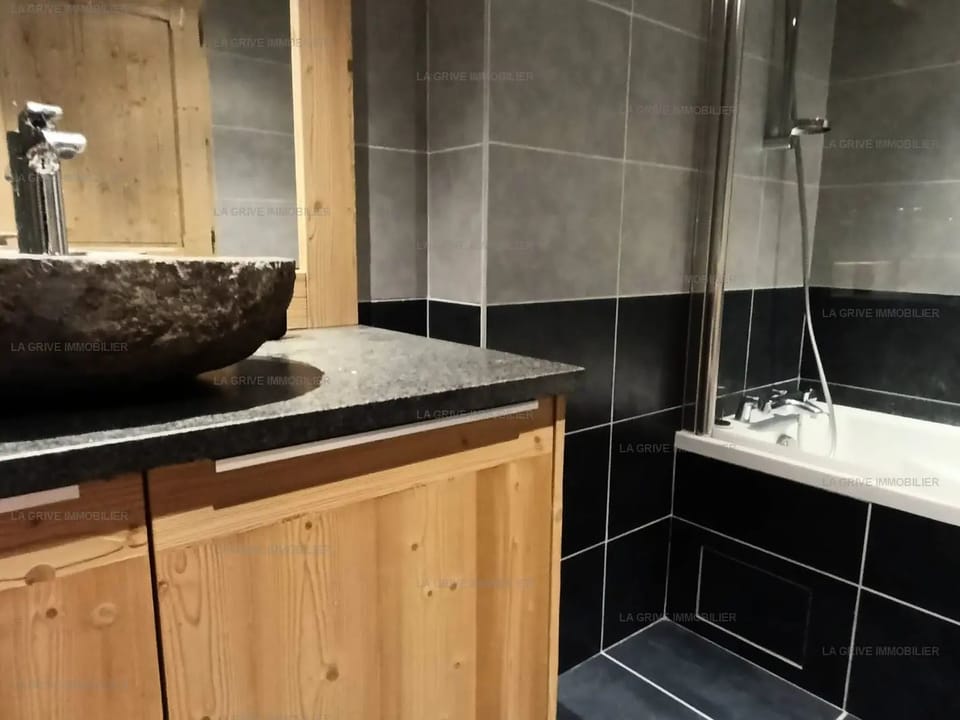 Paradiski, calm and sunny vallandry Apartment in Landry