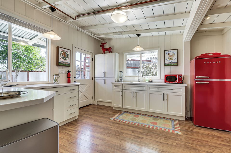 Studio | Kitchenette